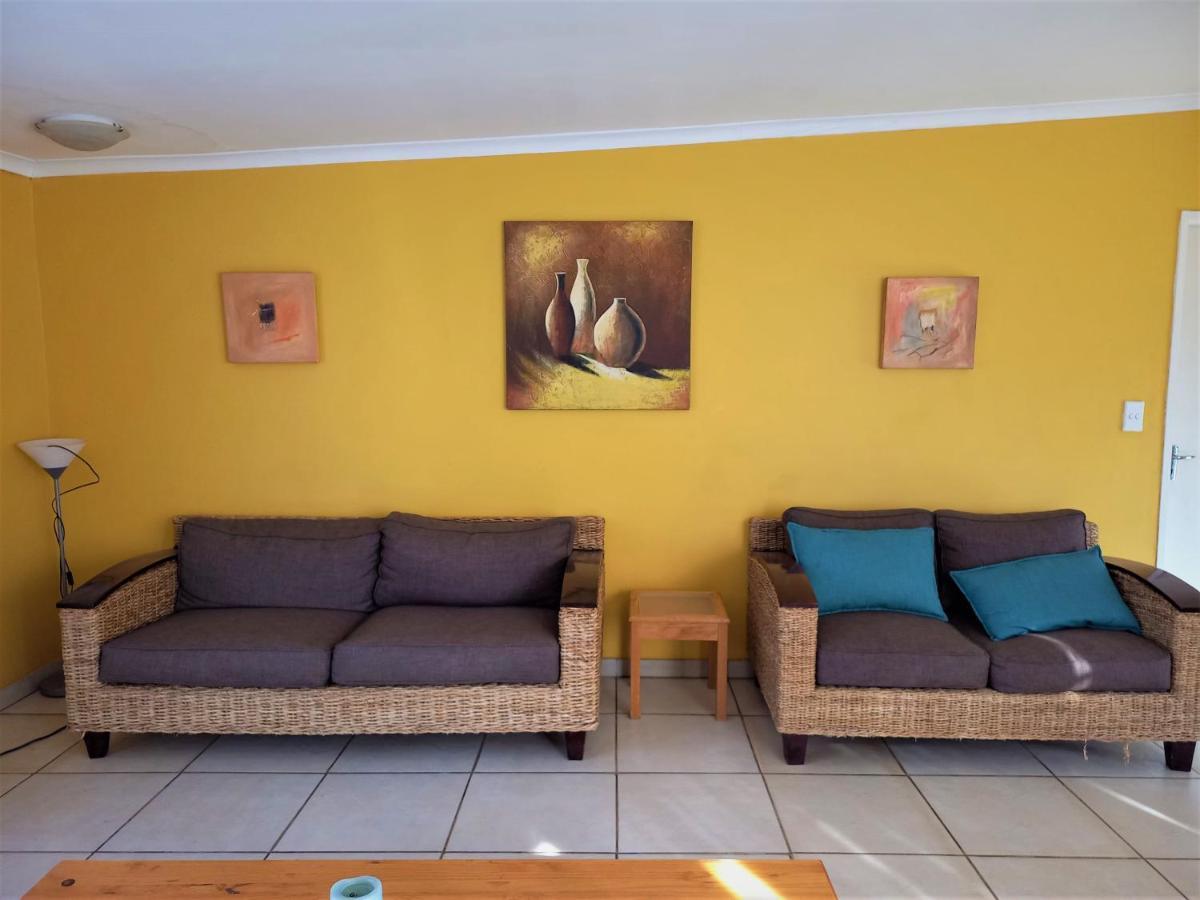 Backpackers Connection @ Jnb Airport Ostello Benoni Esterno foto