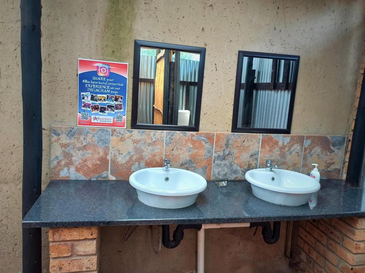 Backpackers Connection @ Jnb Airport Ostello Benoni Esterno foto