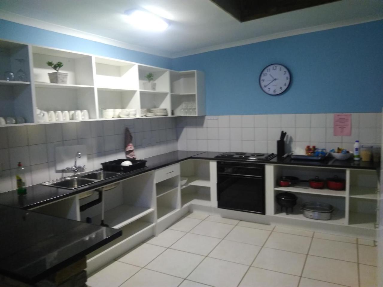 Backpackers Connection @ Jnb Airport Ostello Benoni Esterno foto